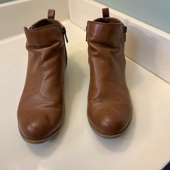 Dunes size 8.5 brown booties - Picture 6 of 6